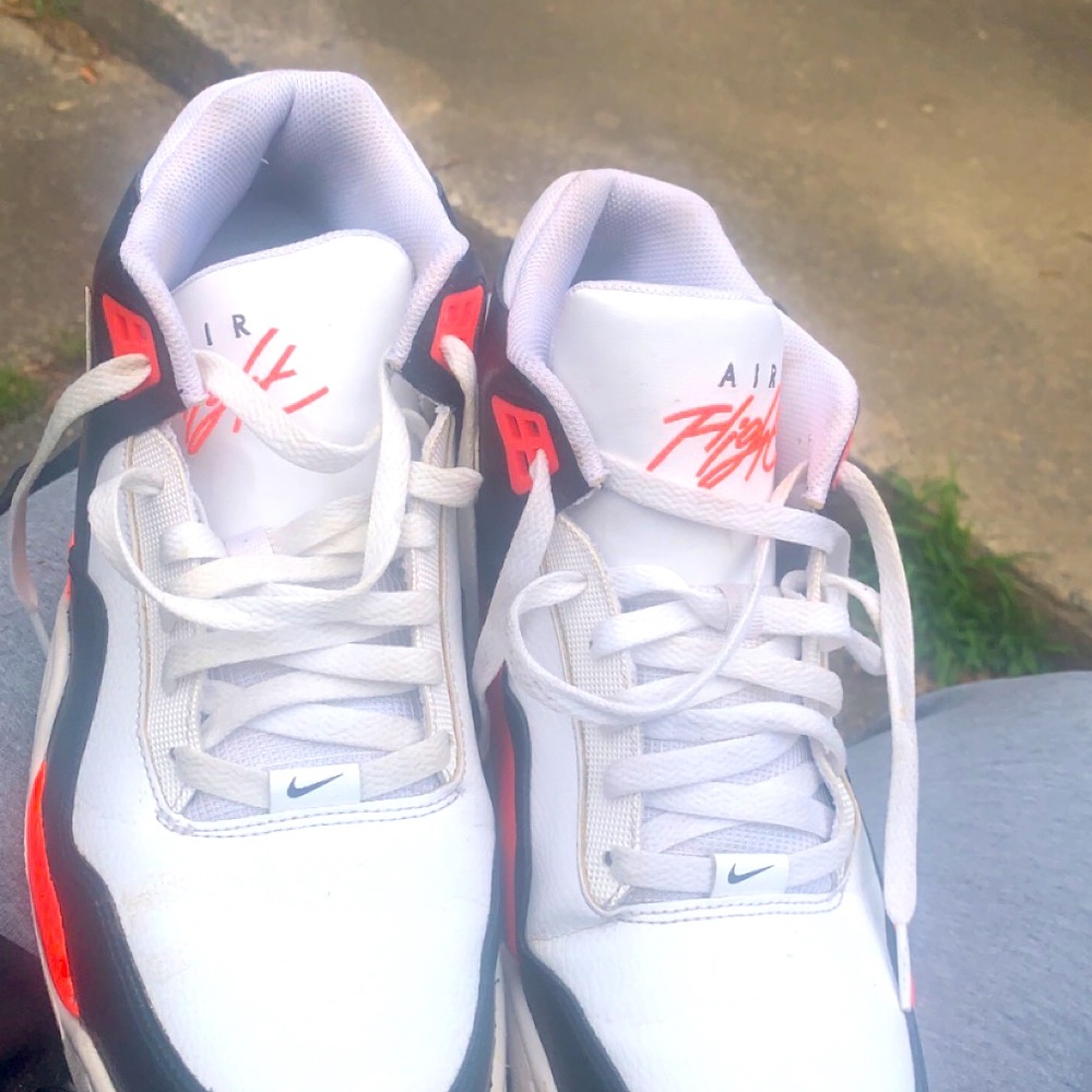 I’m selling these just to get rid of them I hardly wear them anymore